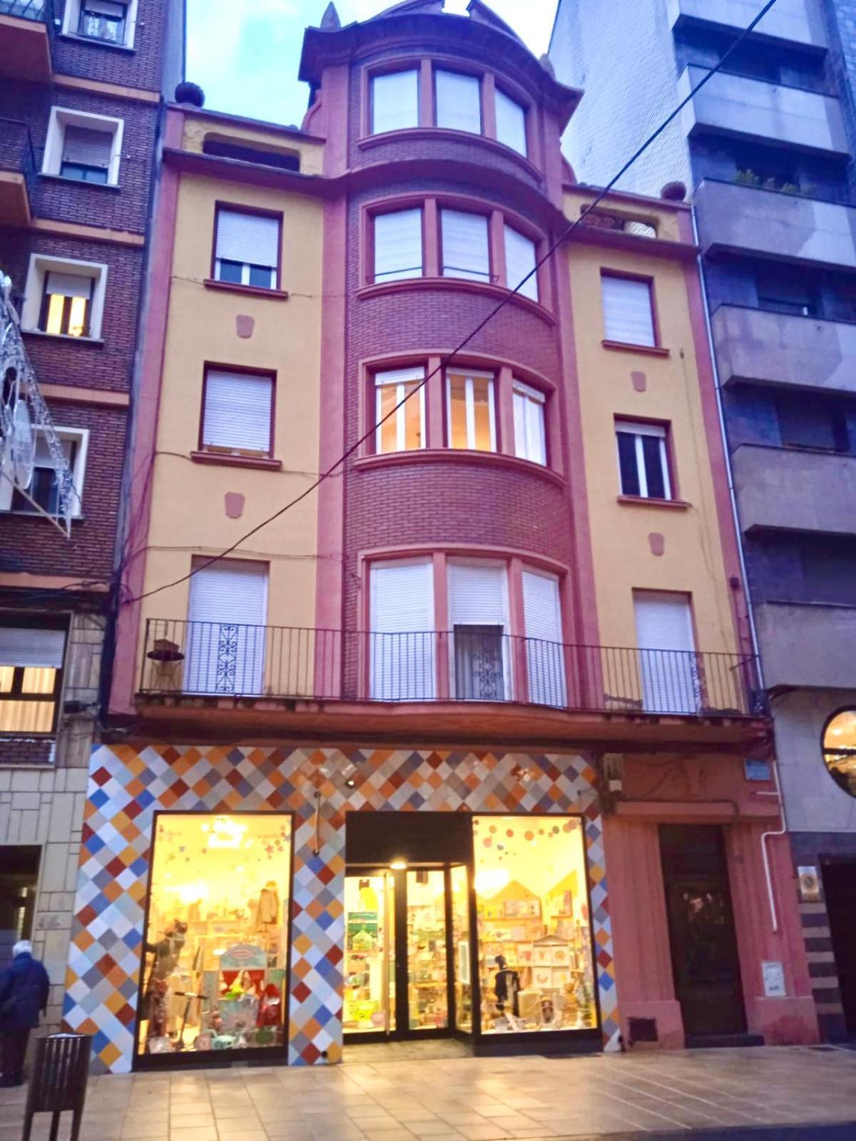 Segundo Antolin Yellow Door Ponferrada Exteriér fotografie