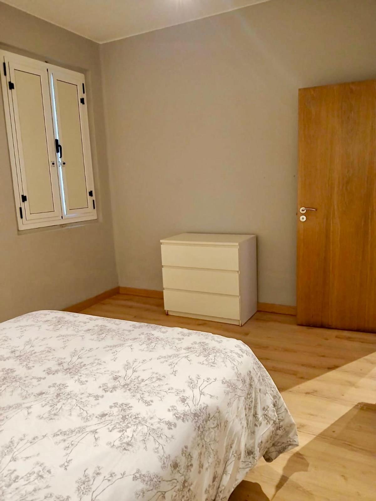 Segundo Antolin Yellow Door Ponferrada Exteriér fotografie